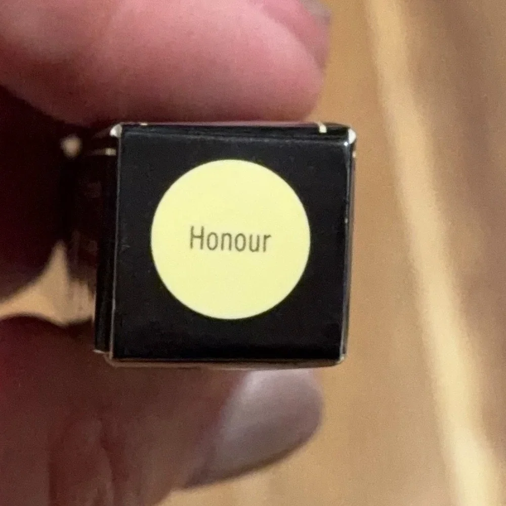 Illamasqua HONOUR Colouring Pencil Eye Cream Long-Lasting Blend .05 oz/1.4g New